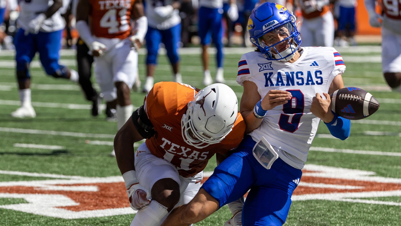 No. 24 Kansas Jayhawks vs. No. 3 Texas Longhorns Highlights | CFB on FOX