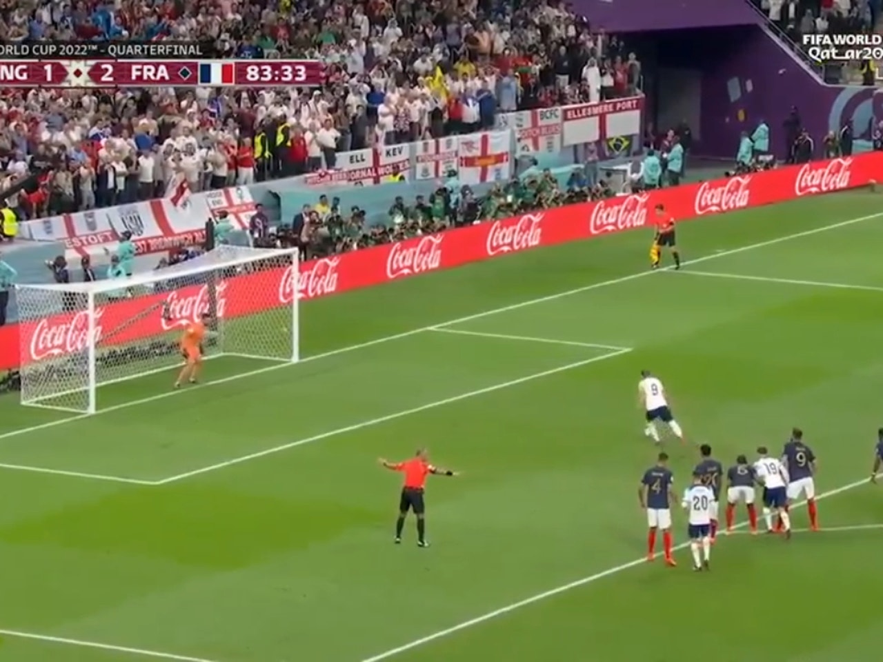 Harry Kane MISSES the game-tying penalty kick against France