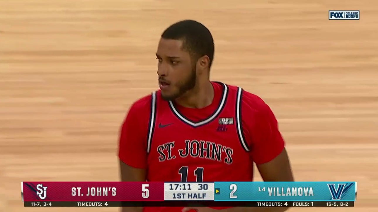 Joel Soriano throws down a huge dunk for St. John's