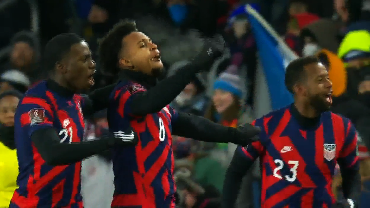 Weston McKennie notches the early goal off a set piece to give USMNT the early 1-0 lead over Honduras