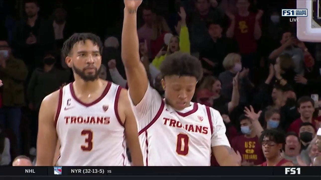 Boogie Ellis hits the game-winner for USC