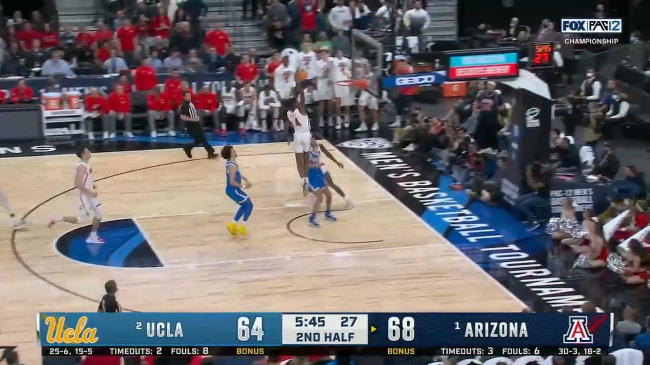 Arizona's Dalen Terry throws down a monster one-handed slam in the Pac-12 Championship