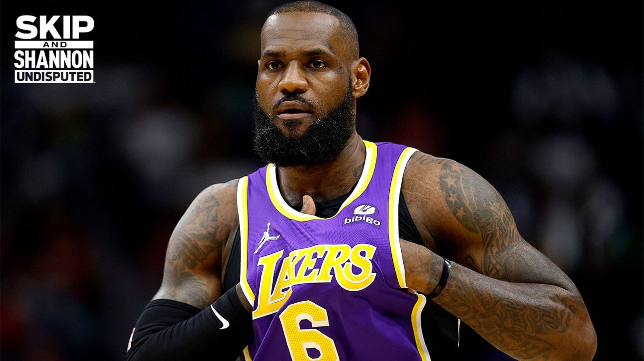 LeBron injures ankle as Lakers blow 23-point lead in loss vs. Pelicans I UNDISPUTED