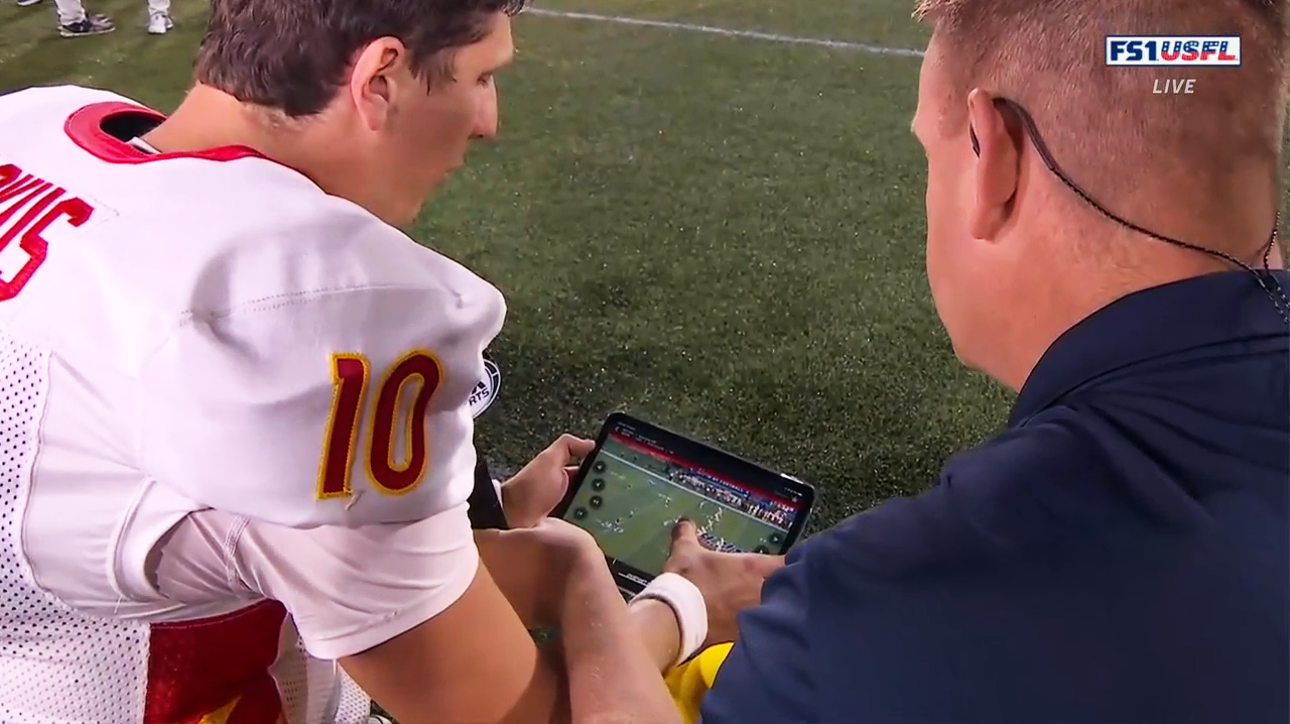 USFL Innovative Analysis: Philadelphia's Case Cookus and Michigan's Shea Patterson individually breakdown their touchdown plays via iPad
