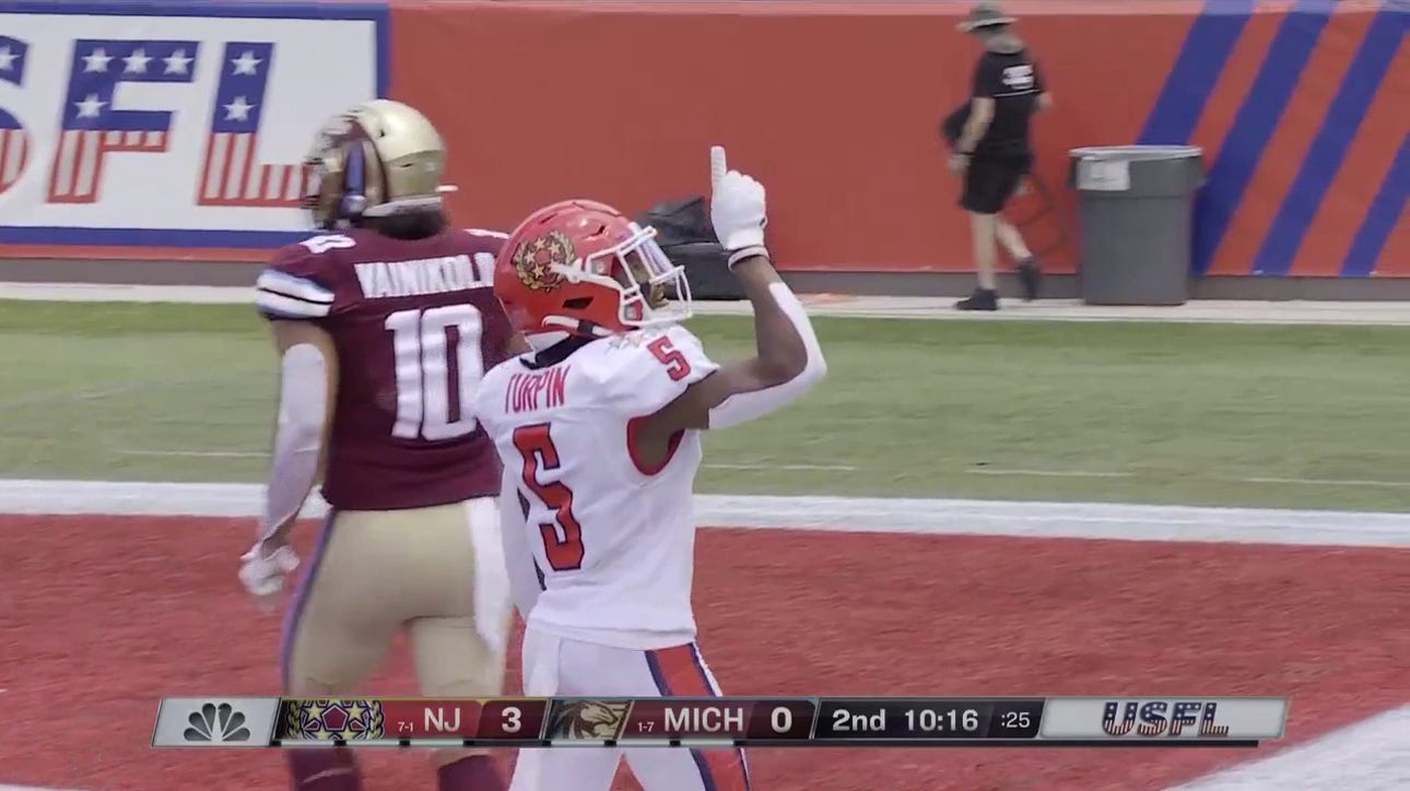 KaVontae Turpin takes it to the house for a 71-yard punt return touchdown