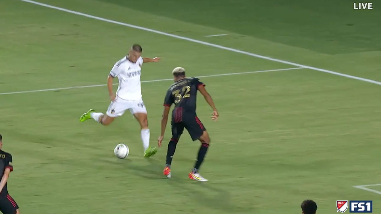 Dejan Joveljić scores in stoppage time to give LA Galaxy 2-0 win against Atlanta