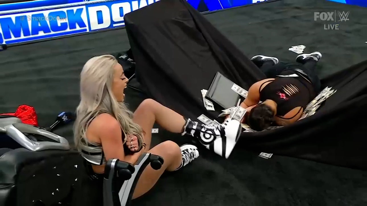 Liv Morgan calls Baszler a 'bootleg Ronda Rousey' during Clash at the Castle contract signing