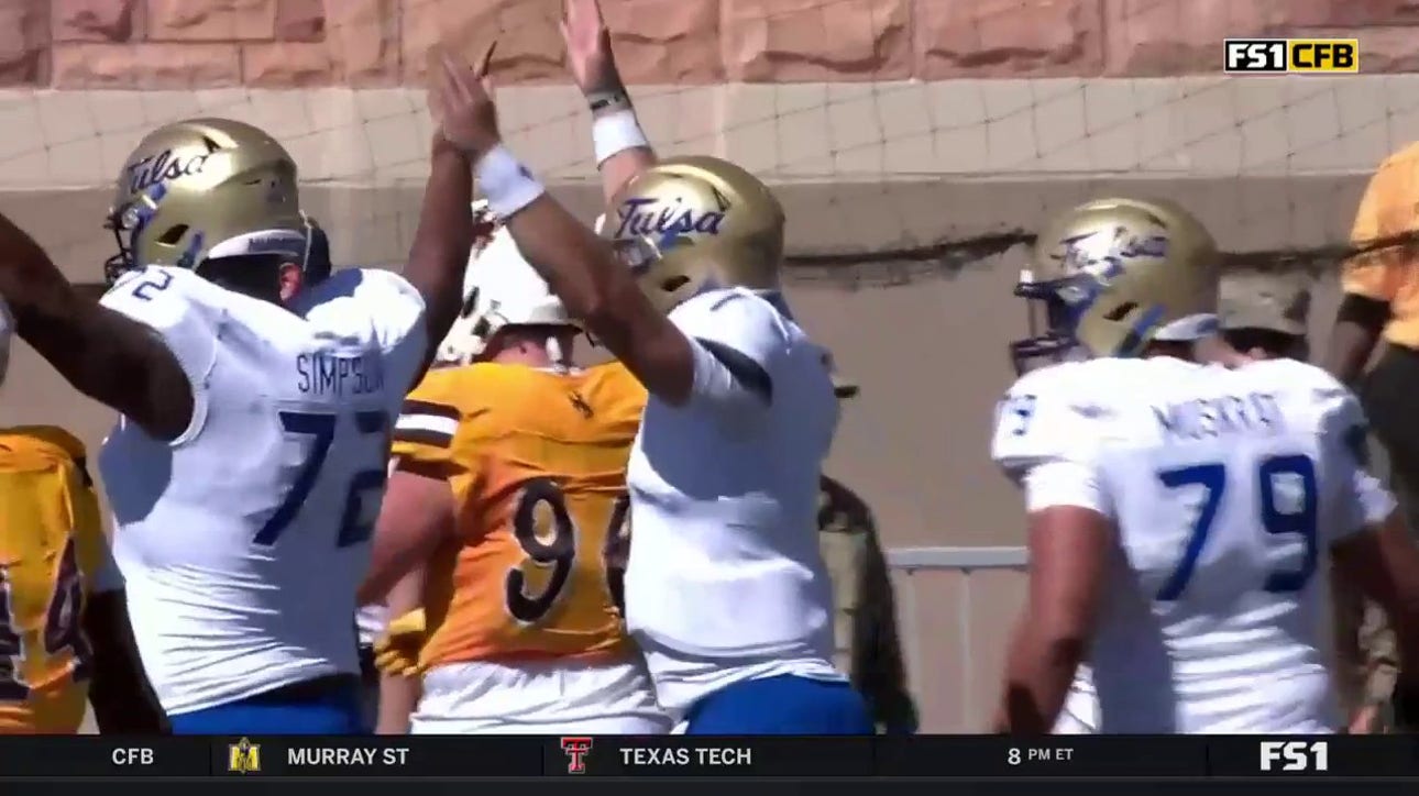 Davis Brin takes Tulsa down the field in under a minute to get the 20-17 lead back for the Golden Hurricanes
