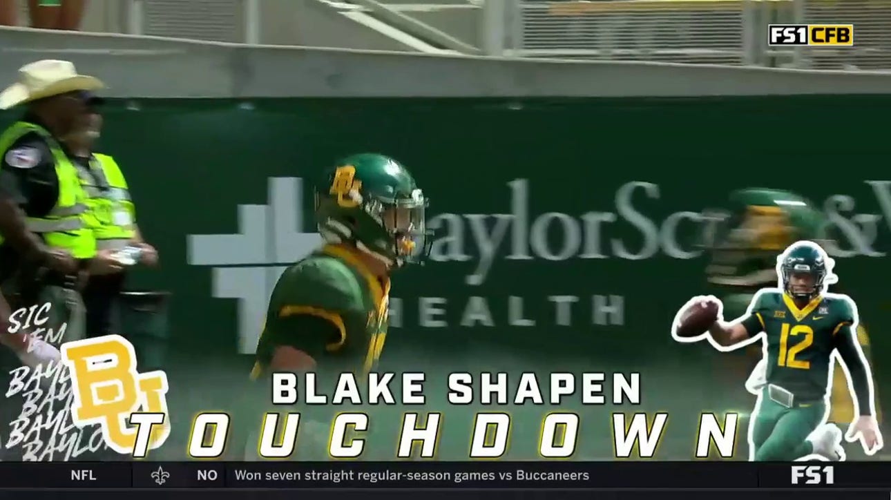 Blake Shapen breaks off a 35-yard rushing touchdown giving Baylor a 21-7 lead