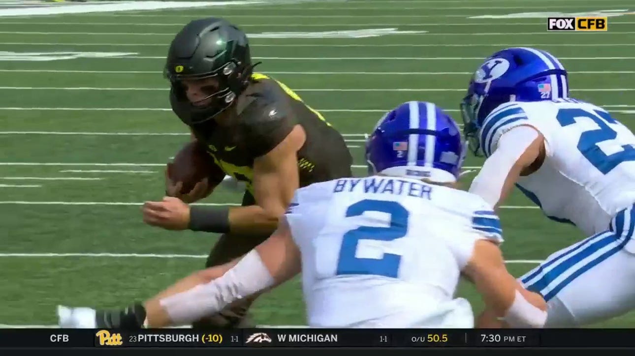Bo Nix tallies fourth touchdown of the game to give Oregon a 31-7 lead