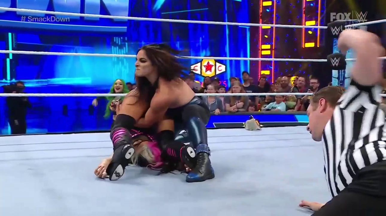 Raquel Rodriguez makes quick work of Dakota Kai on Friday Night SmackDown | WWE on FOX