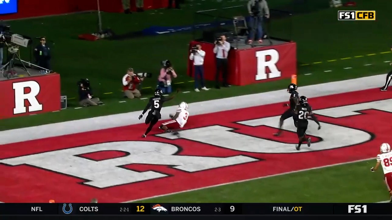 Nebraska takes a 14-13 fourth-quarter lead after Casey Thompson throws a 27-yard strike for a TD to Trey Palmer
