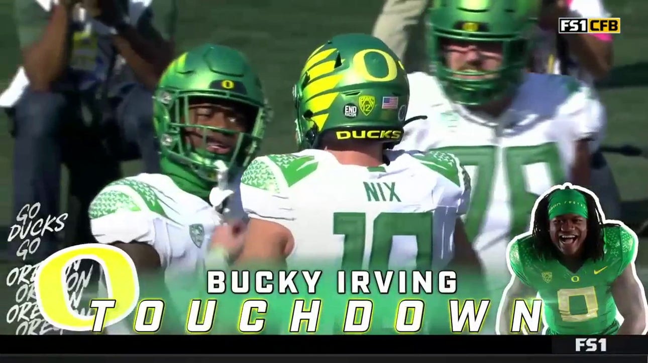 Bo Nix connects with Bucky Irving for a 13-yard touchdown extending Oregon's lead to 21-10