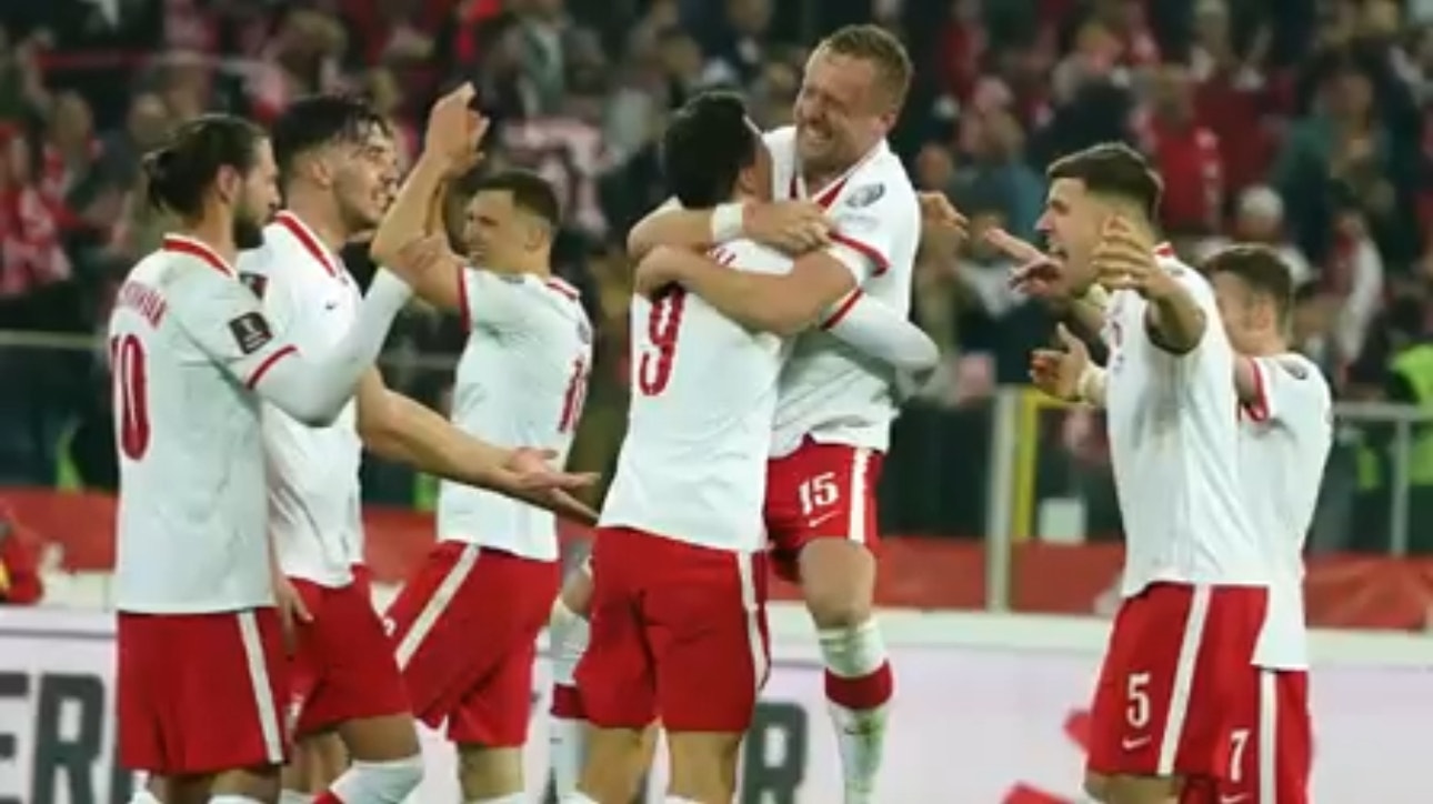 Three Things You Need To Know About Poland | 2022 FIFA Men's World Cup Team Previews with Alexi Lalas