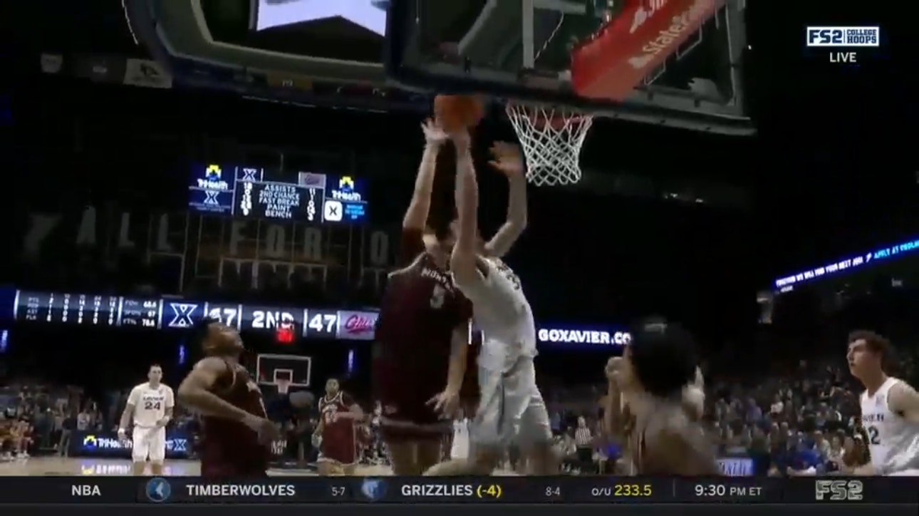 Xavier's Zach Freemantle makes crazy lay up off fast break against Montana