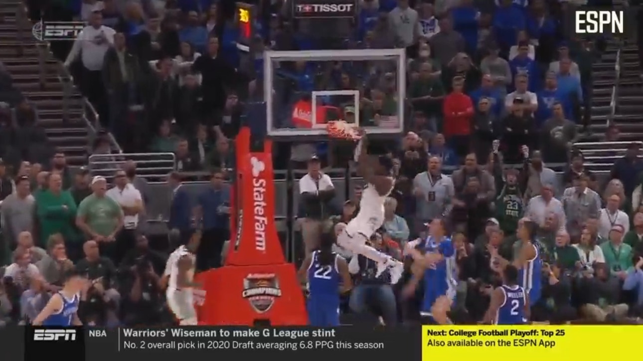 Mady Sissoko's monster alley-oop slam caps off a career night in Michigan State's upset win over No. 4 Kentucky