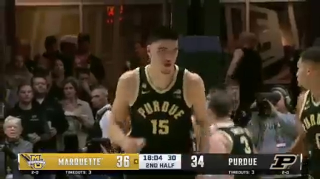 Zach Edey drops 20 points in Purdue's 75-70 win against Marquette