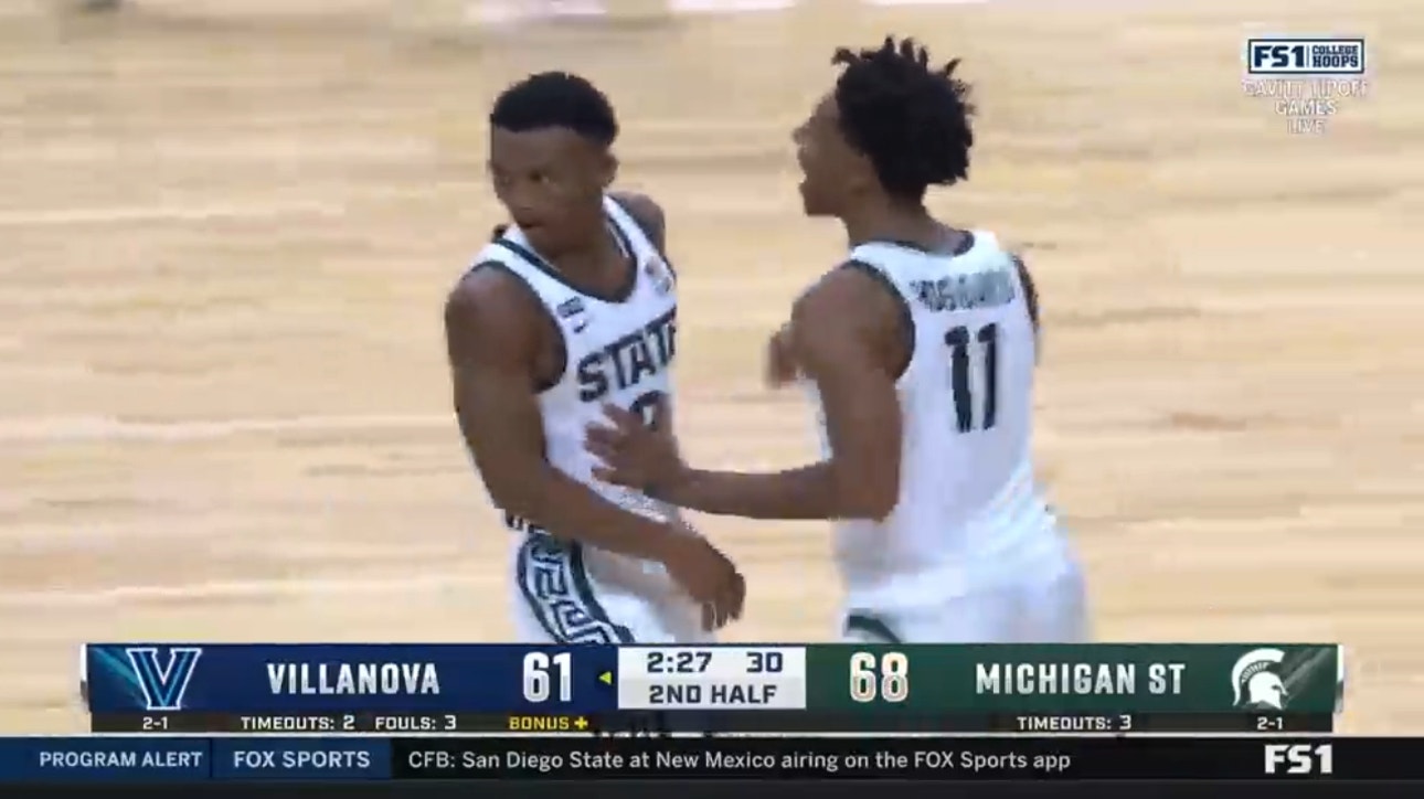 Tyson Walker leads the way for Michigan State with 22 points