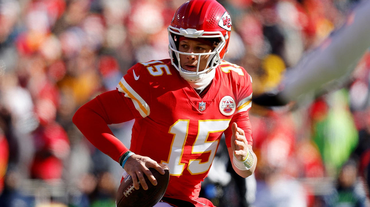 Chiefs' Patrick Mahomes SHINES with three TDs in dominating victory over Seahawks