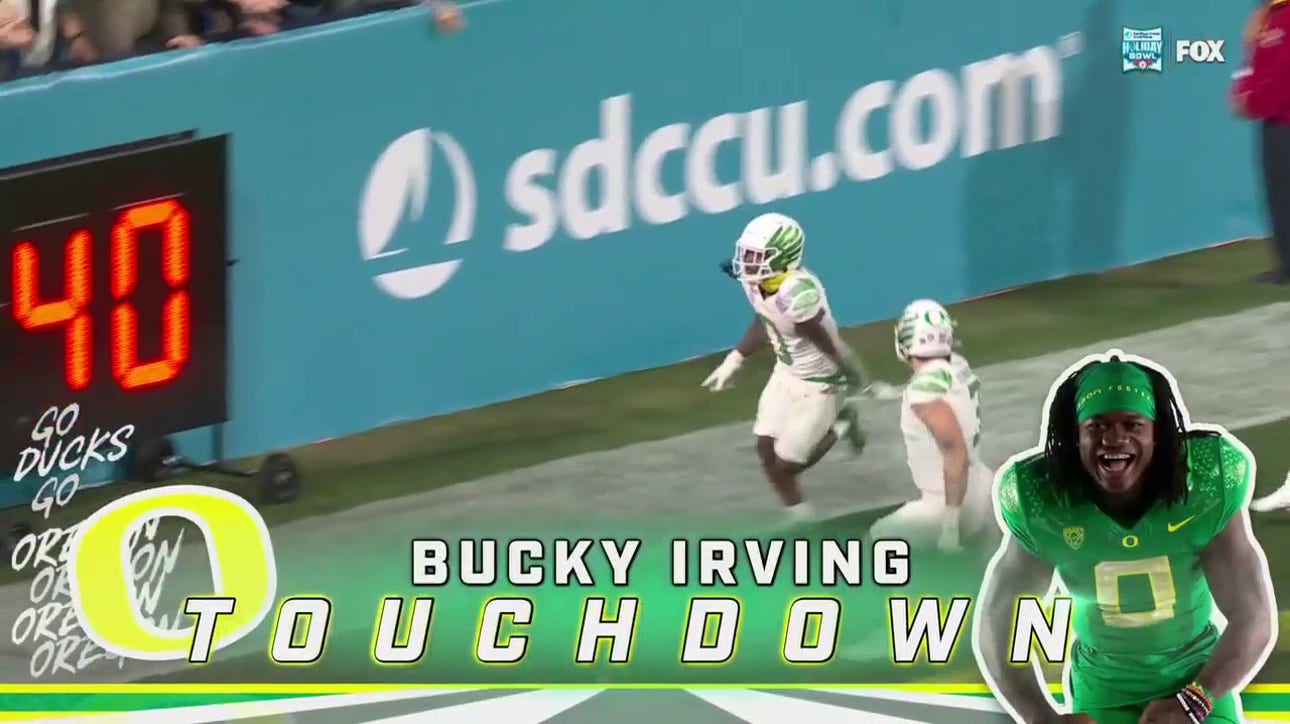 Bucky Irving turns on the jets for a 66-yard touchdown to give Oregon the lead over UNC in the Holiday Bowl