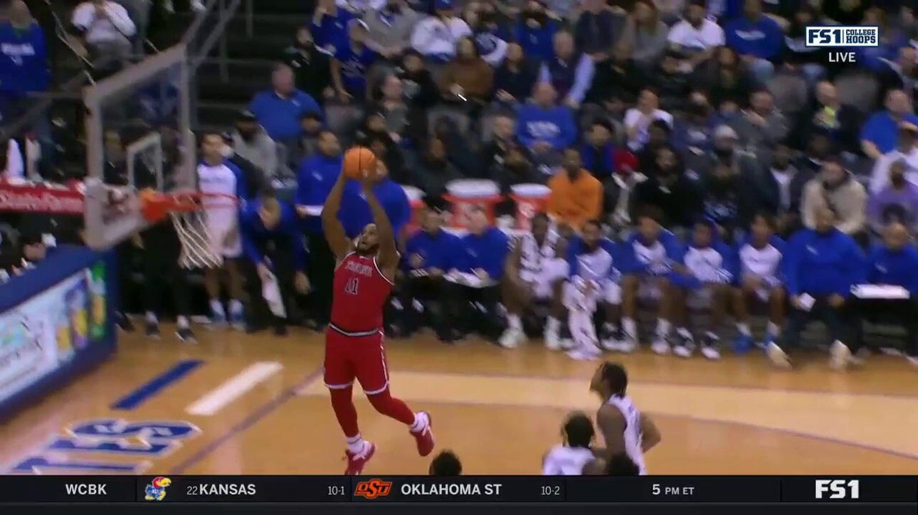 Joel Soriano rises for NASTY alley-oop jam to increase St. John's lead over Seton Hall