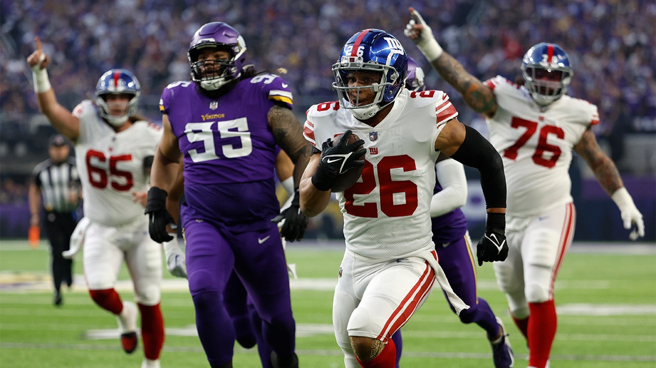 Saquon Barkley BULLDOZES his way to score the Giants' game-winning TD over the Vikings