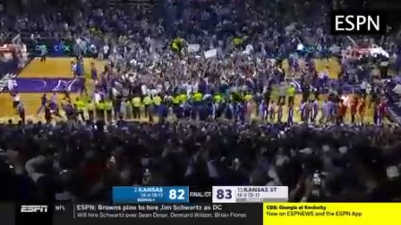 No. 13 Kansas State storms the court after upsetting No. 2 Kansas