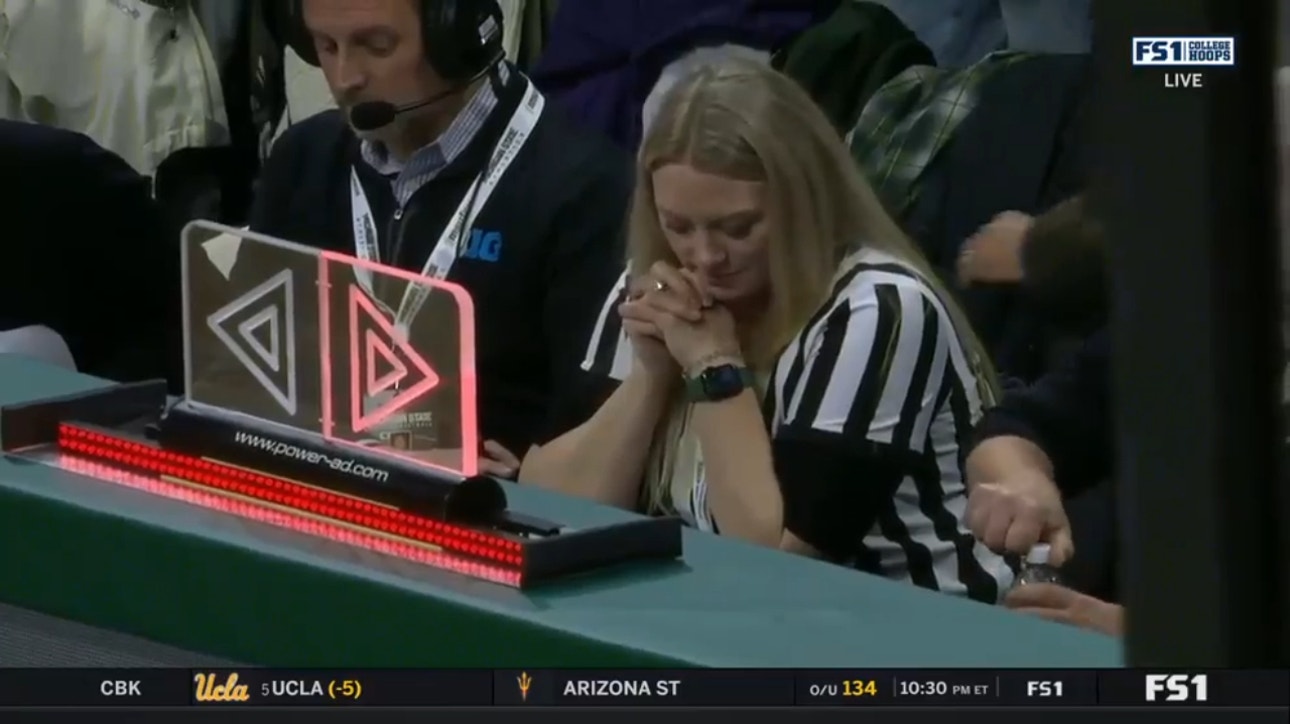 Rutgers and Michigan State gets DELAYED because of a STUCK HORN