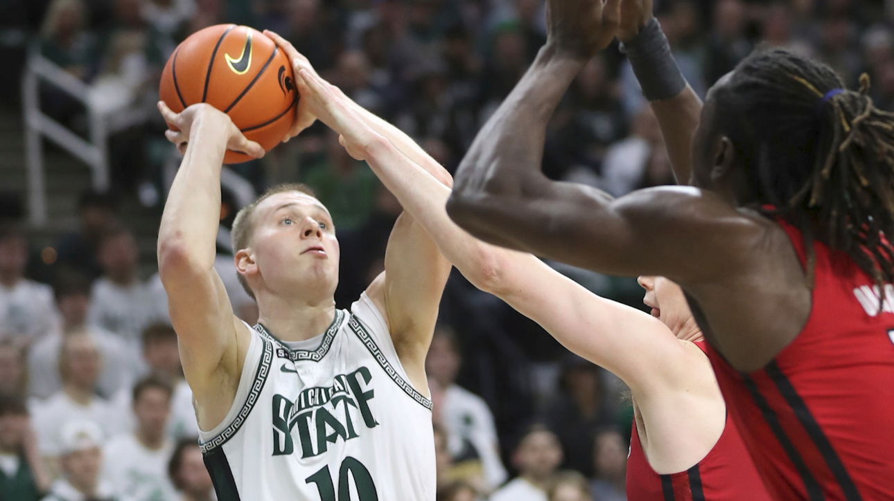  Joey Hauser seals the deal with 3-point jumper for a huge upset Michigan State victory over Rutgers