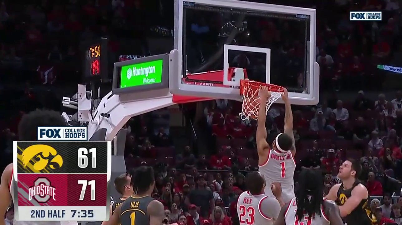 Ohio State's Roddy Gayle Jr. throws down a vicious dunk against Iowa