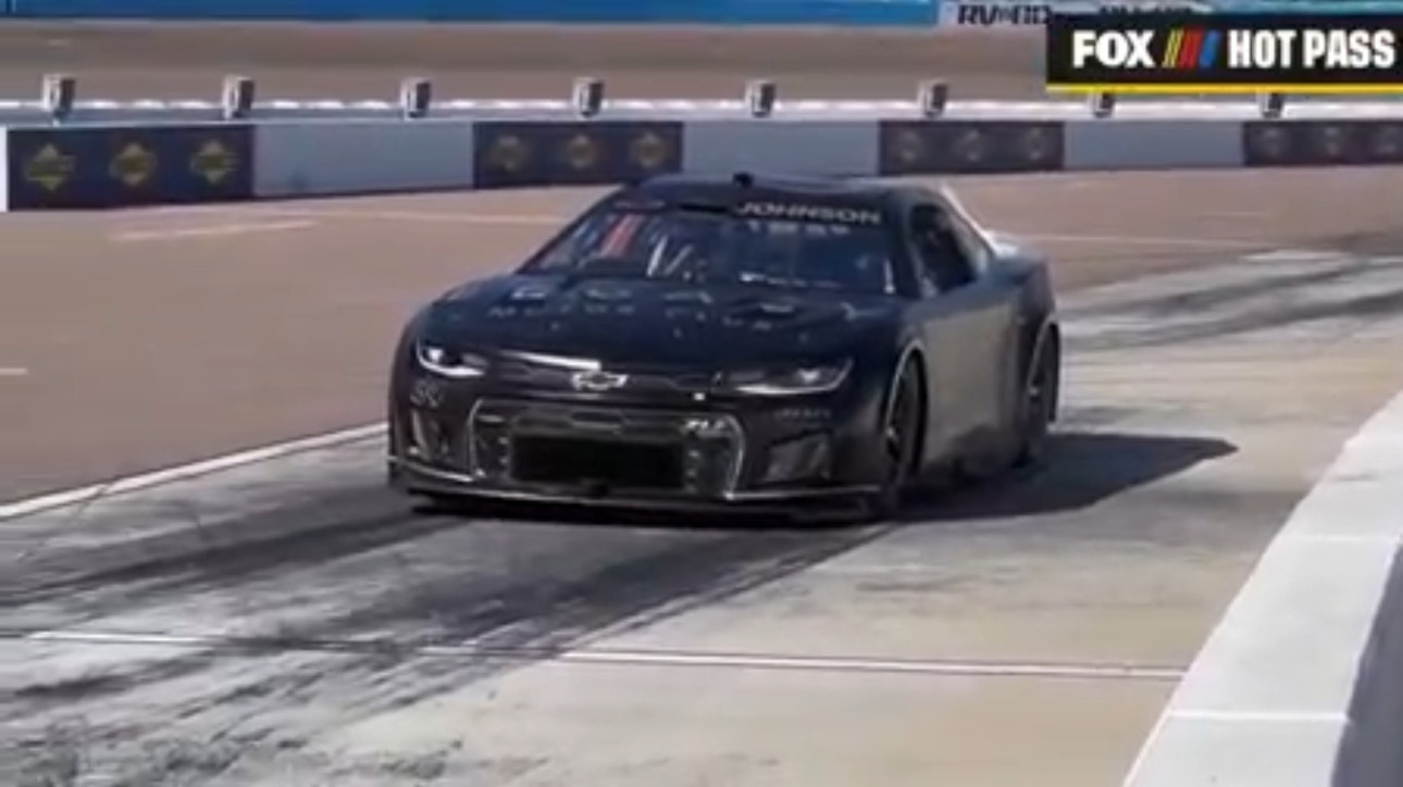 Jimmie Johnson gets pit stop practice in the Next Gen car at Phoenix Raceway