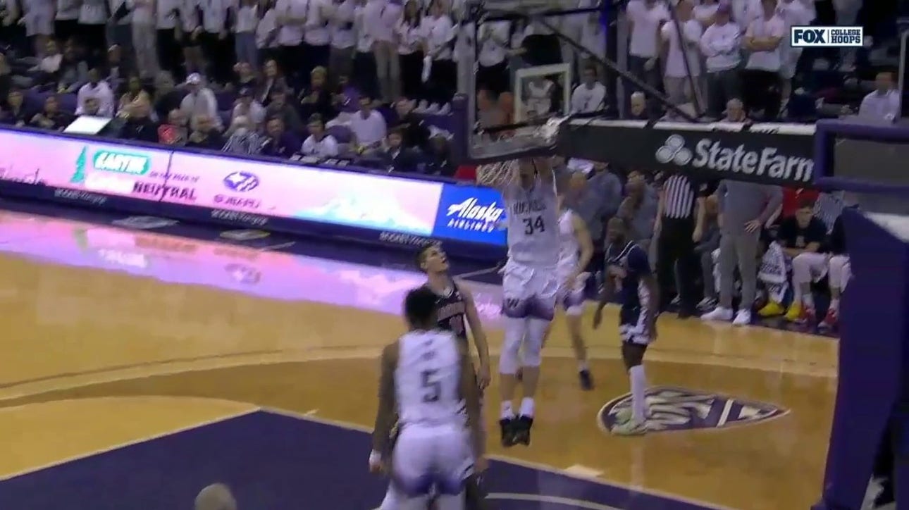 Washington's Braxton Meah throws down a NASTY two-handed jam to extend early lead vs. No. 6 Arizona