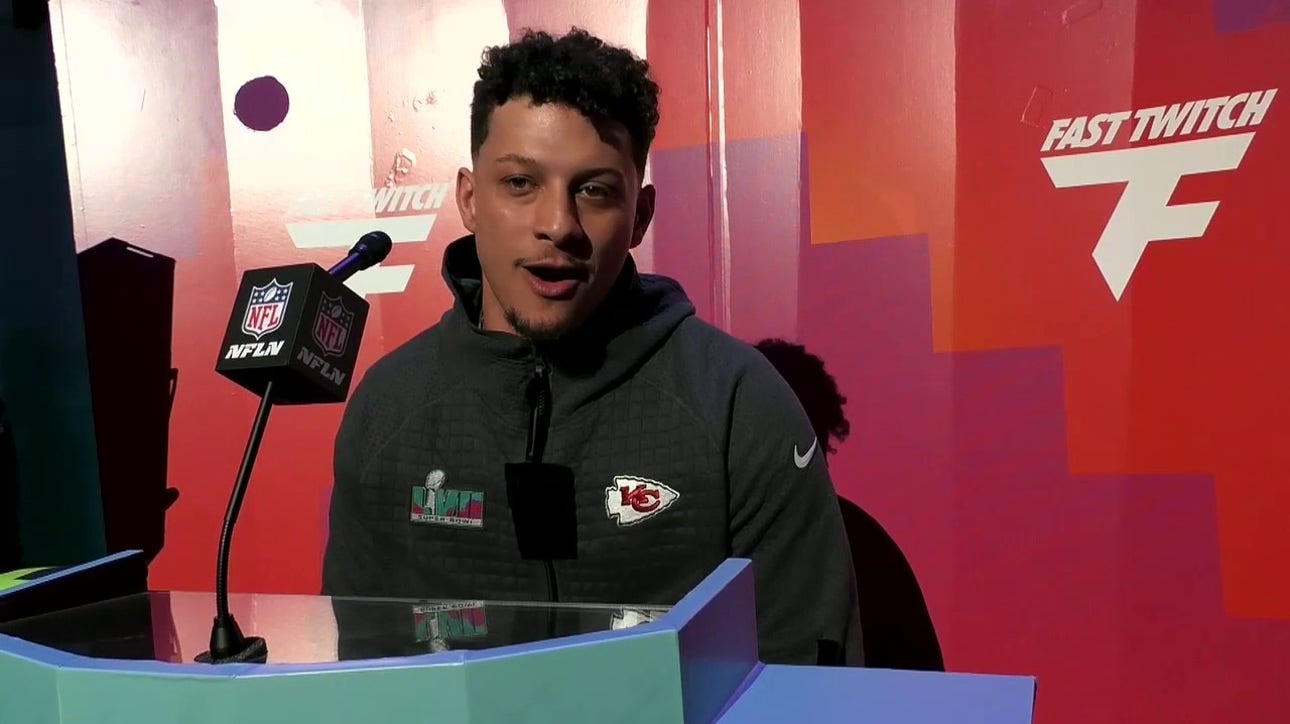 Chiefs' QB Patrick Mahomes on playing through injuries: 'Travis Kelce hurts my feelings'