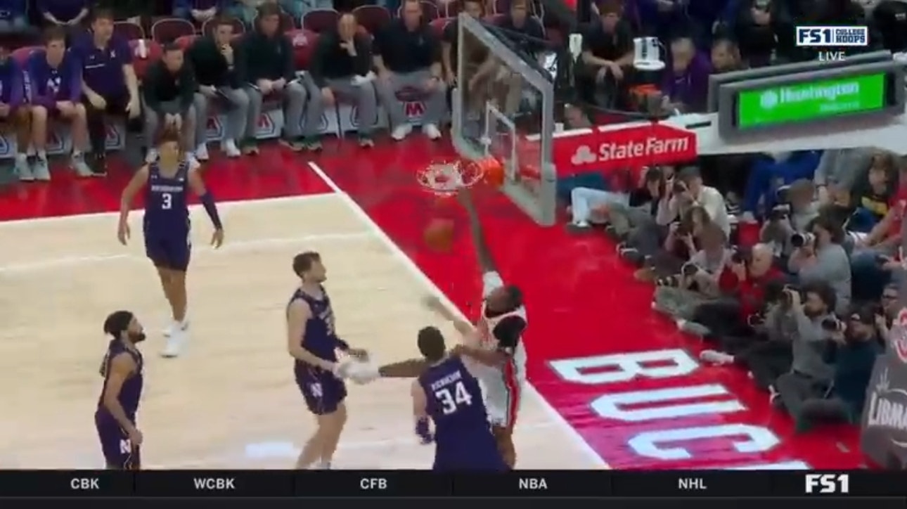 Buckeyes' Zed Key throws down a NASTY one-handed jam over Matthew Nicholson 