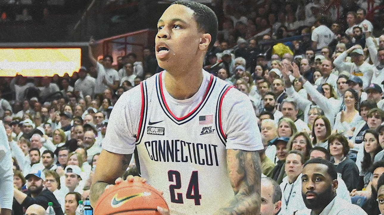 Jordan Hawkins goes off scoring 20 points for UConn leading them to a massive victory over Providence 