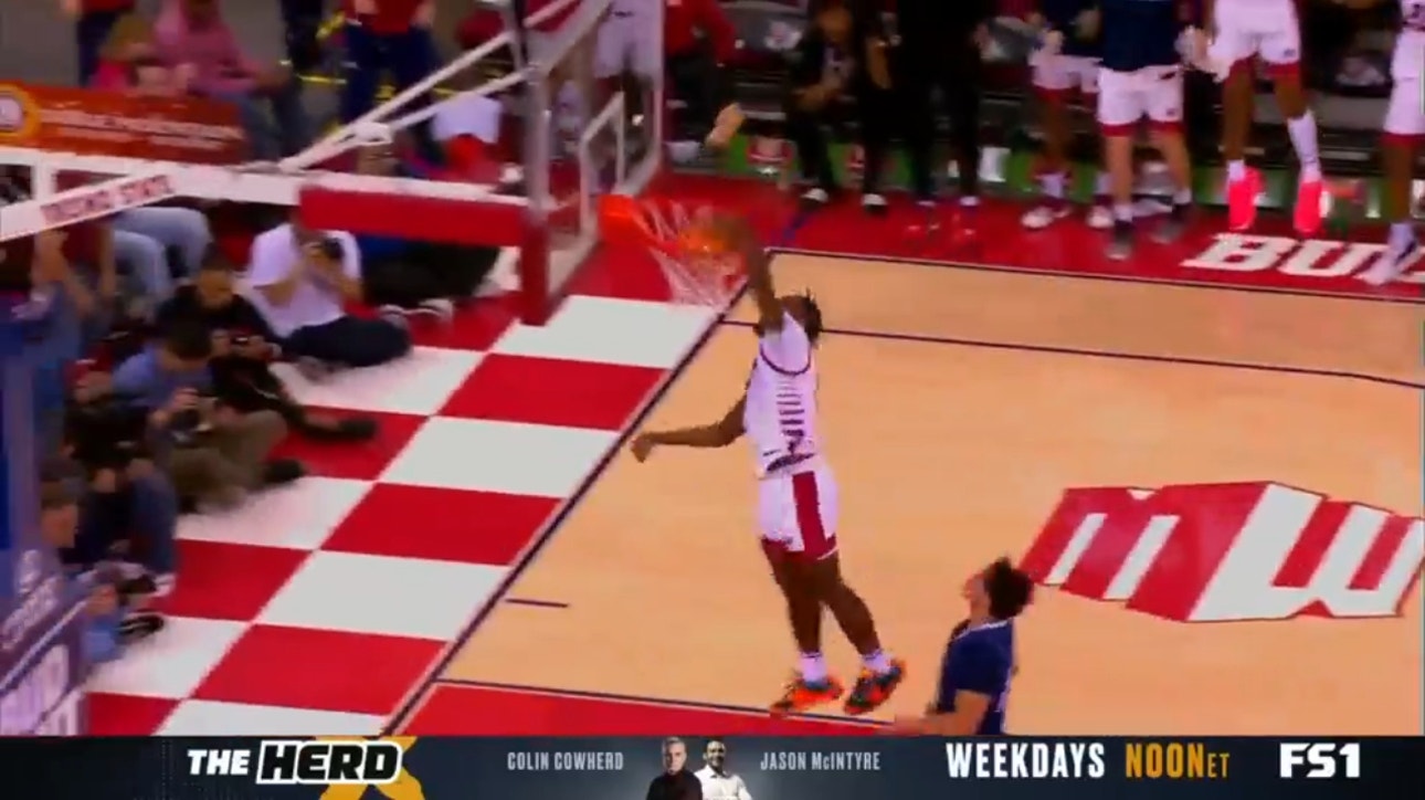 Fresno State's Jordan Campbell hammers a POWERFUL one-handed jam after getting a steal against Nevada