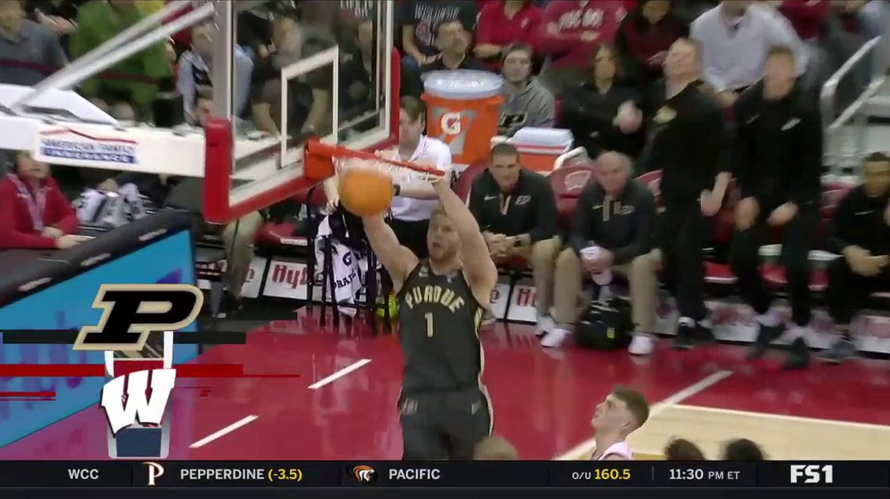 Purdue's Fletcher Loyer, Caleb Furst connect for WILD alley-oop jam vs. Wisconsin 