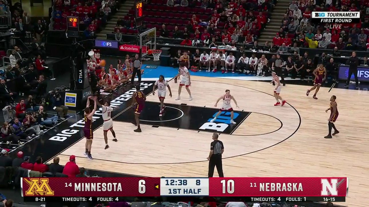 Jamison Battle sinks a massive 3-point bucket for Minnesota against Nebraska