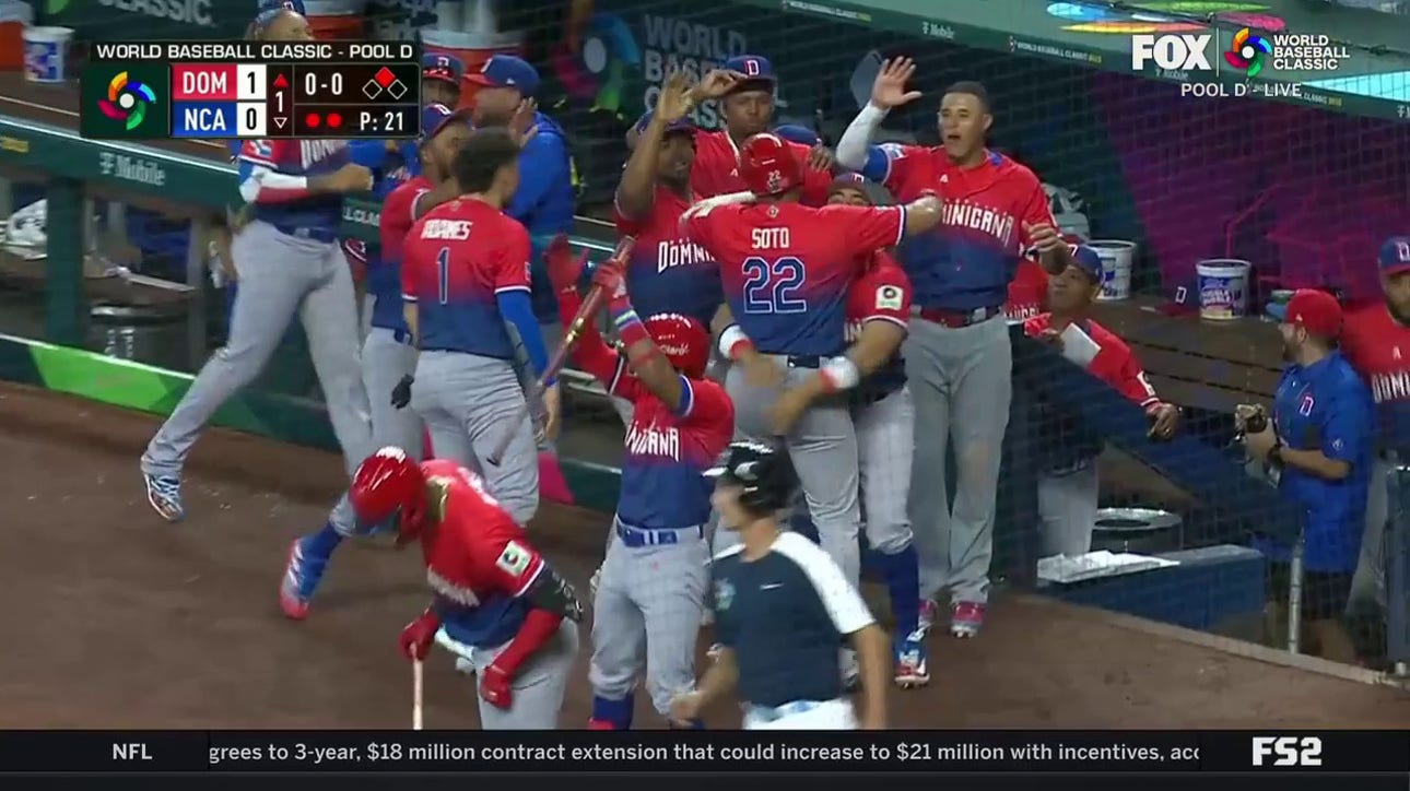 Rafael Devers hits an RBI double to put the Dominican Republic on the board 1-0 over Nicaragua
