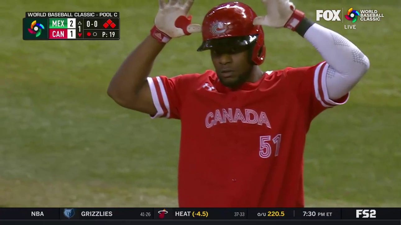 Otto Lopez's RBI single gets Canada on the board, trailing Mexico 2-1