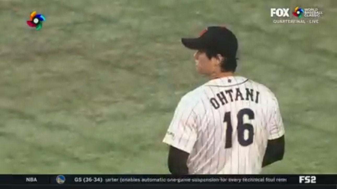 Shohei Ohtani strikes out Vinnie Pasquantino with a 102 MPH fastball as Japan and Italy are deadlocked at 0-0