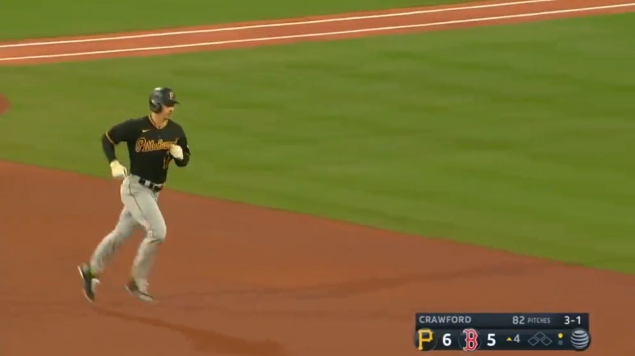 Pirates' Bryan Reynolds drives ANOTHER solo home run to right field, extending the lead 7-5