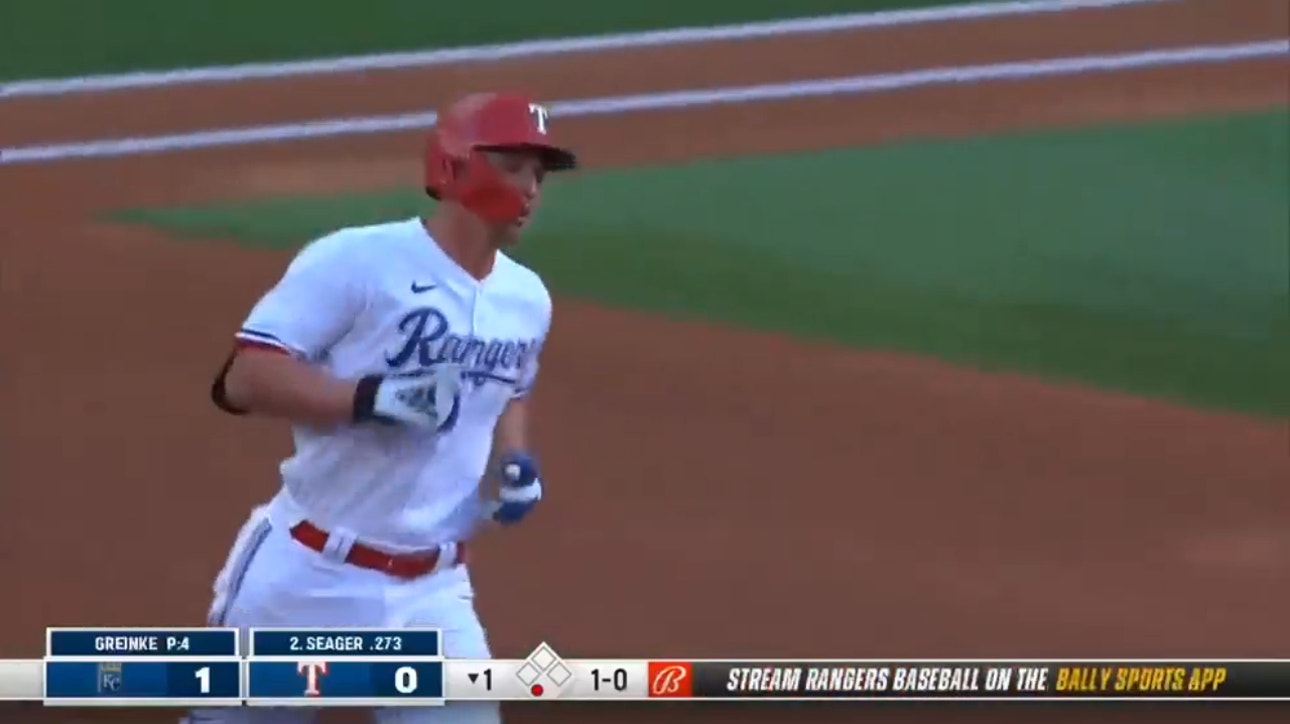 Corey Seager fires a solo homer to right-center field as the Rangers tie it up vs. Royals