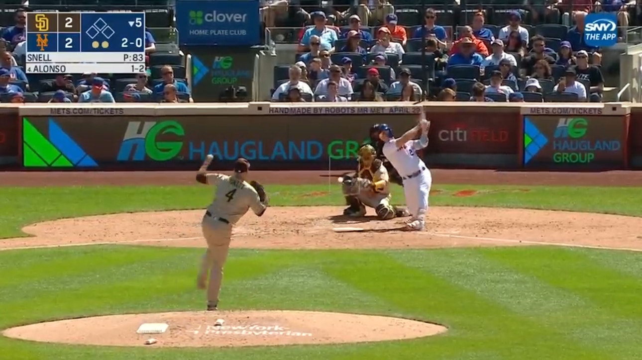 Mets Pete Alonso launches his sixth home run of the season to take the lead