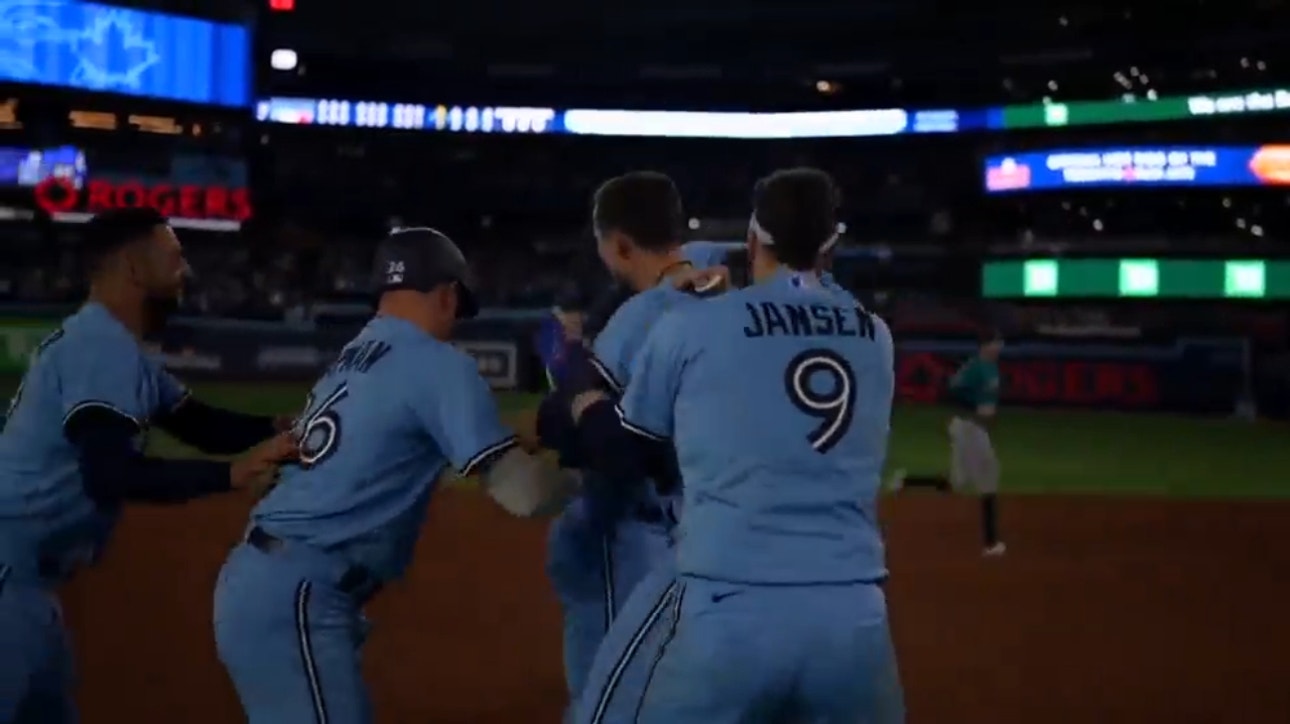 Blue Jays' Daulton Varsho hits a walk off single in the 10th to defeat the Mariners 1-0 for their 6th straight win