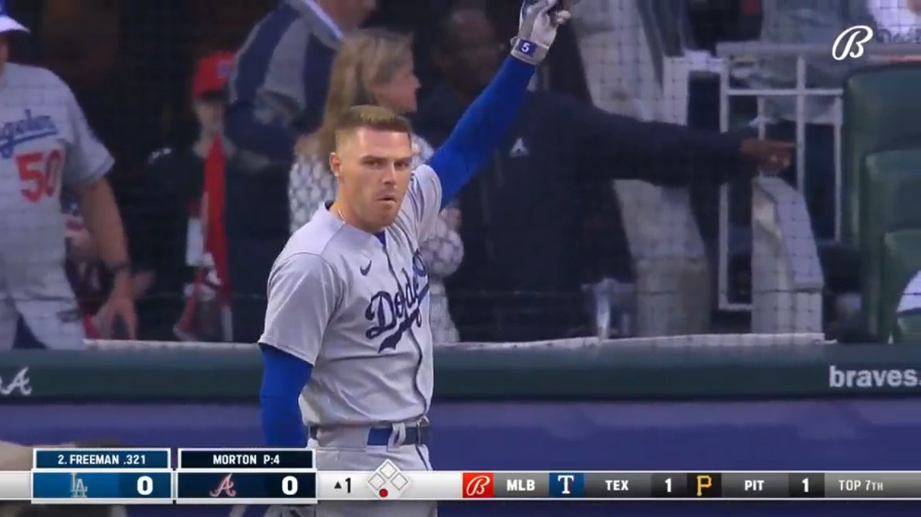 Dodgers' Freddie Freeman receives standing ovation in return to Atlanta