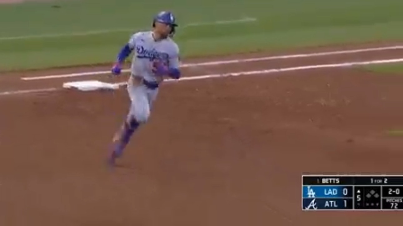 Mookie Betts smokes a home run, bringing the Dodgers to a tie with the Braves