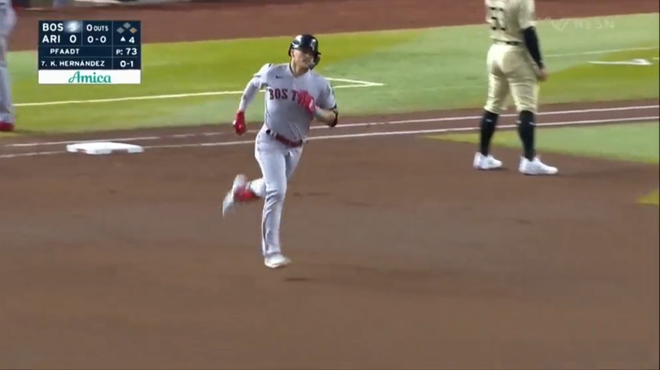 Red Sox's Kiké Hernández crushes a two-run home run that extends their lead over Diamondbacks