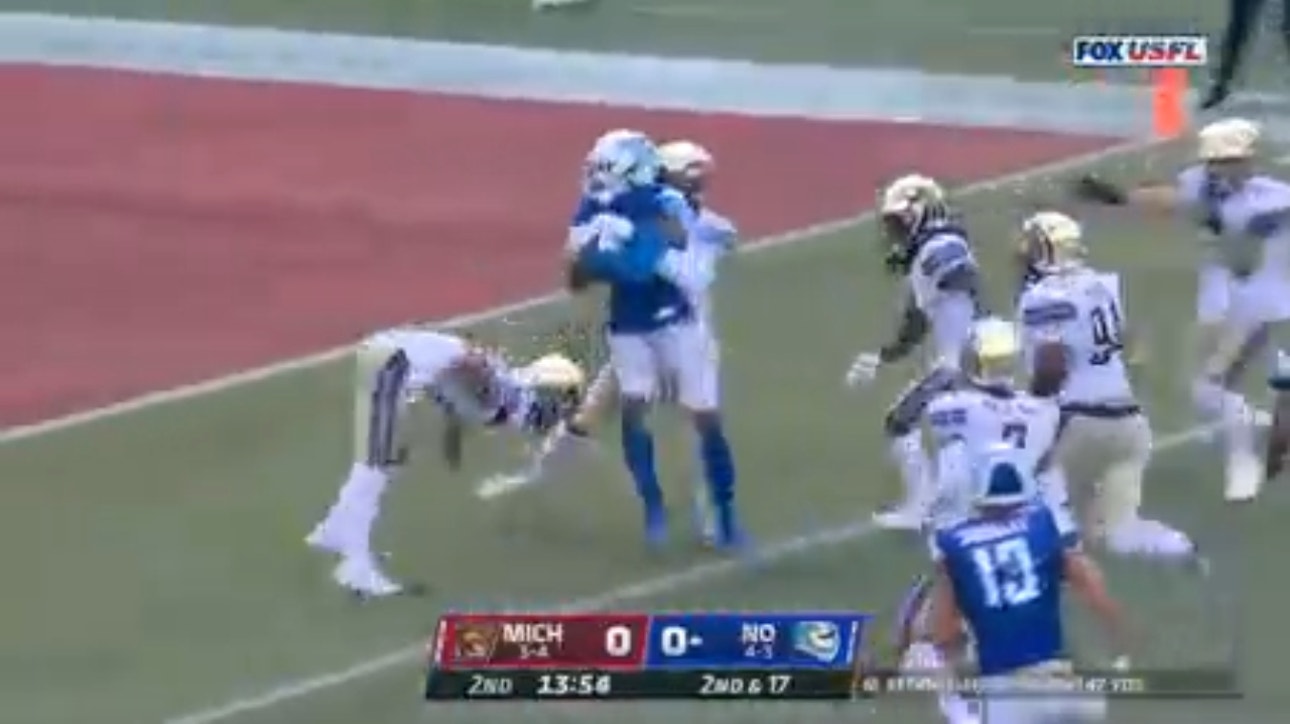 Jonathon Adams crushes a 38-yard gain before Wes Hills' TD as Breakers take early lead over Panthers