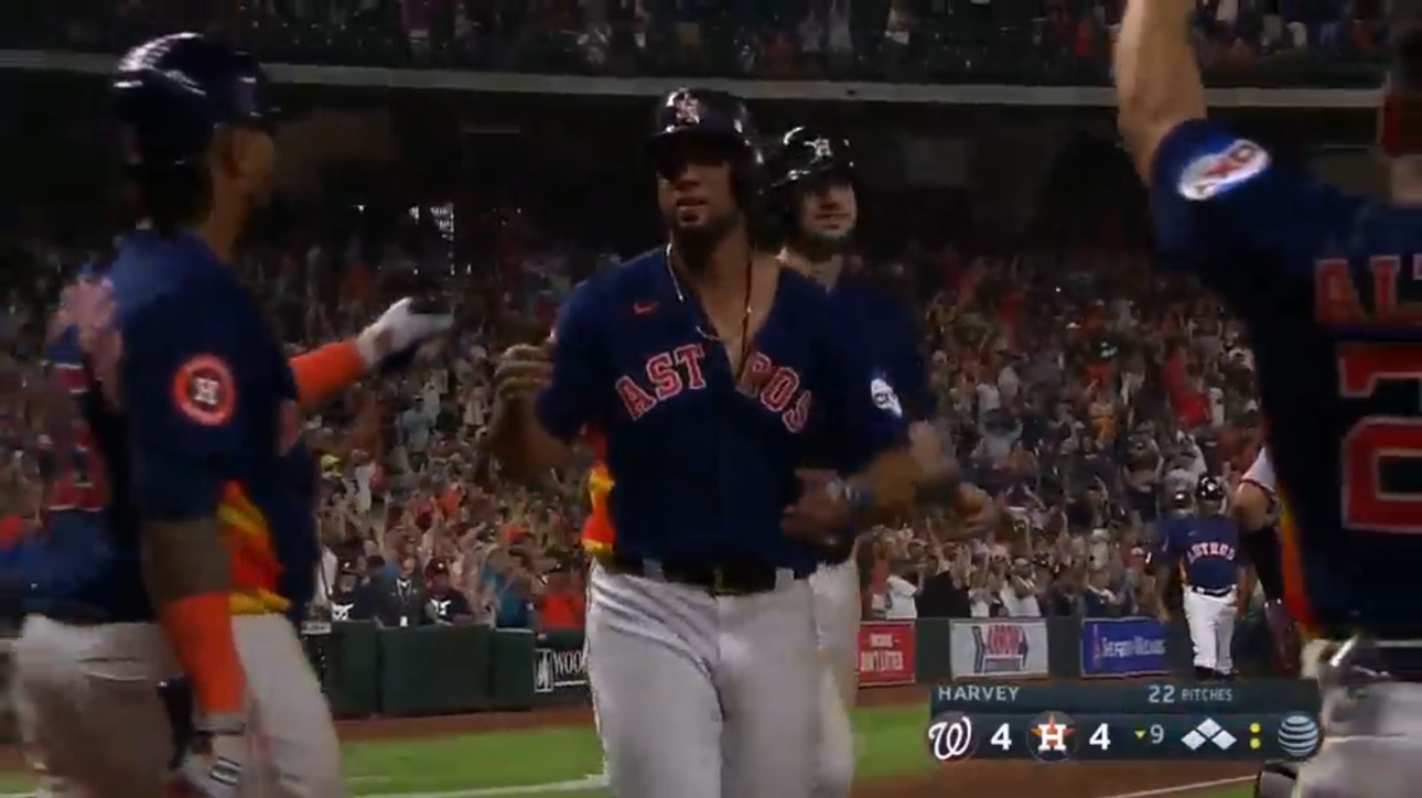 Astros WALK IT OFF as José Abreu scores on a throwing error by the Nationals